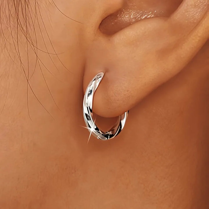 Minimalistinės geometrinės auskarai